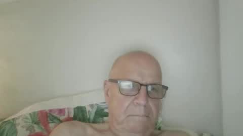 Snapshot of oggi95 chatting on 10/01/25, 06:41 oggi95 online show from 10/01/25, 06:41