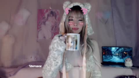 Snapshot of oh_pichuu chatting on 01/22/25, 05:16 Milly online show from 01/22/25, 05:16