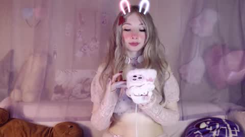 Snapshot of oh_pichuu chatting on 09/24/25, 07:39 Milly online show from 09/24/25, 07:39