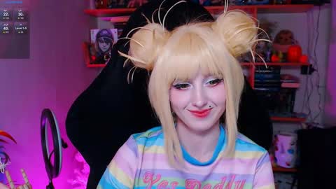 Clementine  Clem  online show from 12/13/24, 10:51