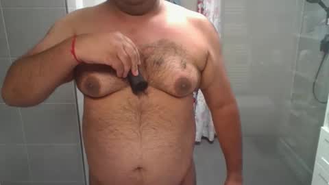 Snapshot of ohfck11 chatting on 11/12/25, 09:25 Chubby Gary online show from 11/12/25, 09:25