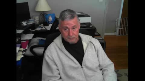 Snapshot of ohfukitsbob chatting on 09/09/25, 03:33 ohfukitsbob online show from 09/09/25, 03:33