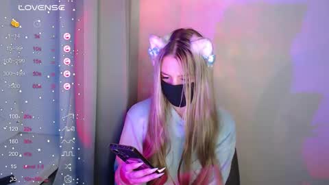 Snapshot of ohiko4545 chatting on 11/06/25, 06:20 katarina online show from 11/06/25, 06:20