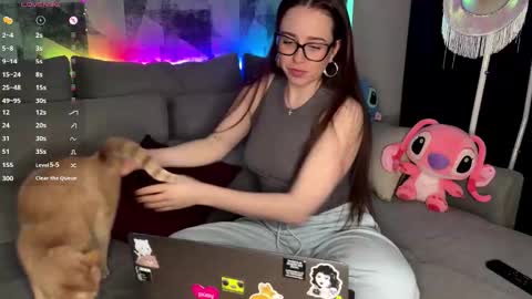 Snapshot of ohnicolle chatting on 11/15/25, 09:43 Nikki online show from 11/15/25, 09:43