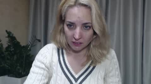 Mari online show from 10/12/25, 08:52