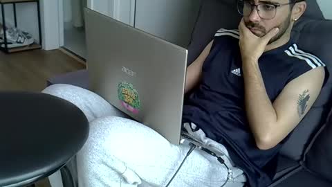 hairyBRboy online show from 11/02/25, 07:38