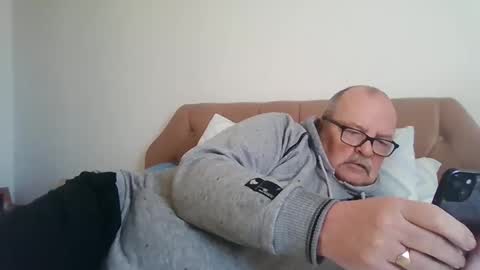 old_fkrr_ online show from 11/20/25, 11:21