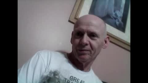 Snapshot of oldbuthorny62 chatting on 01/01/25, 12:43 oldbuthorny62 online show from 01/01/25, 12:43