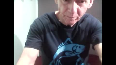 Snapshot of oldbuthorny62 chatting on 02/27/25, 02:32 oldbuthorny62 online show from 02/27/25, 02:32