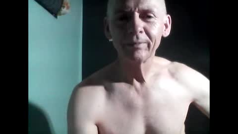 Snapshot of oldbuthorny62 chatting on 03/04/25, 01:55 oldbuthorny62 online show from 03/04/25, 01:55