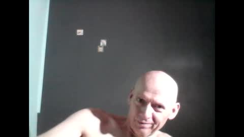 Snapshot of oldbuthorny62 chatting on 03/05/25, 02:14 oldbuthorny62 online show from 03/05/25, 02:14