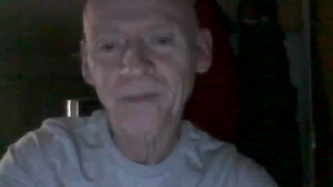 Snapshot of oldbuthorny62 chatting on 10/14/25, 05:19 oldbuthorny62 online show from 10/14/25, 05:19