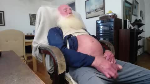 oldfucker9 online show from 10/11/25, 12:32