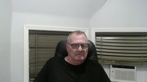 Snapshot of oldguybigd chatting on 09/20/25, 05:08 oldguybigd online show from 09/20/25, 05:08