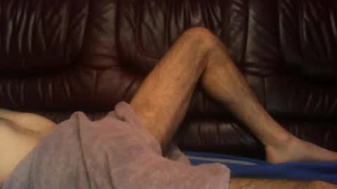 Snapshot of olegold2026 chatting on 10/17/25, 11:24 olegold2026 online show from 10/17/25, 11:24