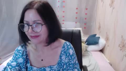 OlgaHottie online show from 10/28/25, 11:29