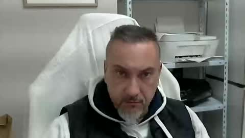 Snapshot of olimpio1230 chatting on 12/11/24, 05:37 olimpio1230 online show from 12/11/24, 05:37
