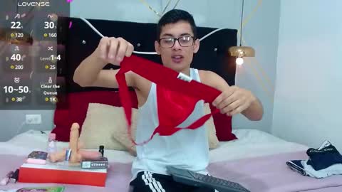 Oliver  Smith online show from 01/06/25, 04:55