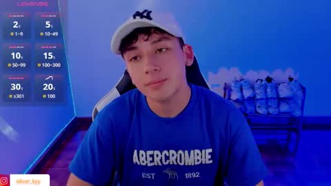 oliveeer online show from 09/12/25, 07:36