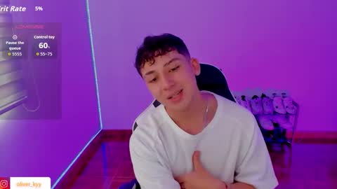 oliveeer online show from 09/24/25, 06:33