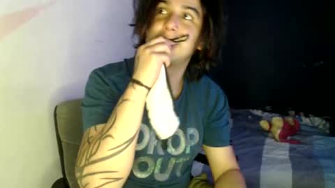 Snapshot of oliver_laid_2023 chatting on 02/12/25, 10:59 oliver_laid_2023 online show from 02/12/25, 10:59