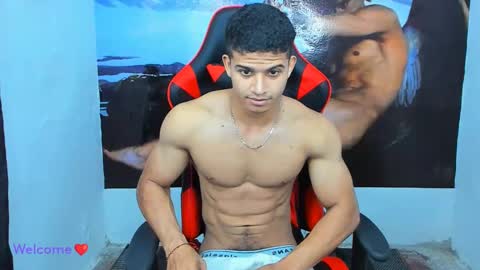 Snapshot of oliver_thompsson chatting on 12/21/24, 02:37 oliver thompsson online show from 12/21/24, 02:37