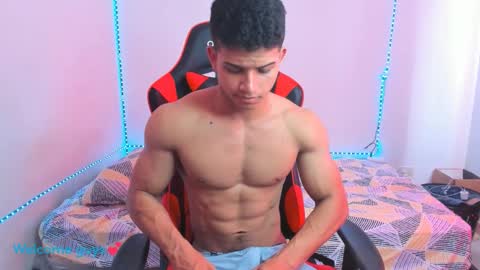 Snapshot of oliver_thompsson chatting on 01/02/25, 05:39 oliver thompsson online show from 01/02/25, 05:39