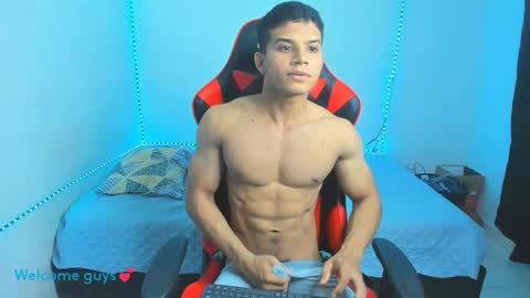 Snapshot of oliver_thompsson chatting on 02/03/25, 12:47 oliver thompsson online show from 02/03/25, 12:47