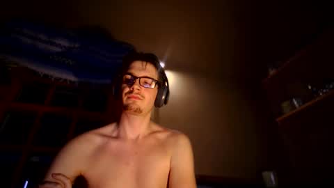 Good Boy online show from 11/14/25, 06:45