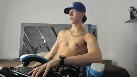 Snapshot of oliverthompson_01 chatting on 01/03/25, 07:06 oliverthompson_01 online show from 01/03/25, 07:06