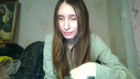 Snapshot of olivia_dream1 chatting on 12/18/24, 08:25 Olivia online show from 12/18/24, 08:25