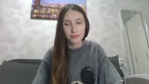 Snapshot of olivia_dream1 chatting on 02/02/25, 11:32 Olivia online show from 02/02/25, 11:32