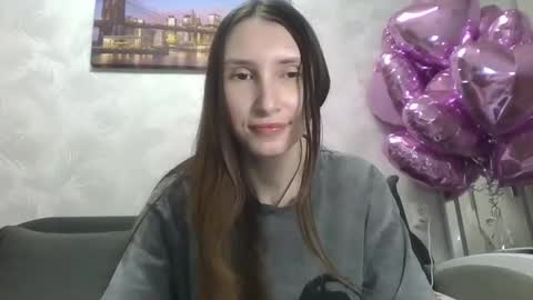 Snapshot of olivia_dream1 chatting on 02/18/25, 12:04 Olivia online show from 02/18/25, 12:04