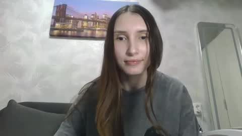 Snapshot of olivia_dream1 chatting on 03/05/25, 10:10 Olivia online show from 03/05/25, 10:10