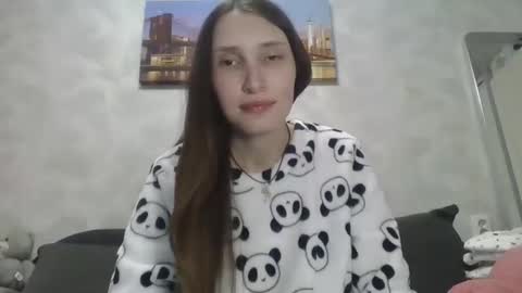 Snapshot of olivia_dream1 chatting on 10/10/25, 09:14 Olivia online show from 10/10/25, 09:14
