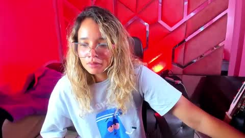  OLIVIA  online show from 02/27/25, 06:40