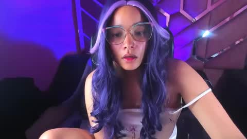  OLIVIA  online show from 03/04/25, 06:37