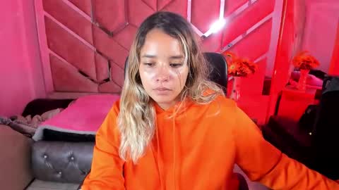  OLIVIA  online show from 09/29/25, 04:28