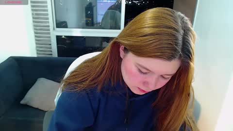 Snapshot of olivia_martine chatting on 12/11/24, 05:32 olivia_martine online show from 12/11/24, 05:32