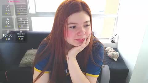 Snapshot of olivia_martine chatting on 02/13/25, 06:38 olivia_martine online show from 02/13/25, 06:38