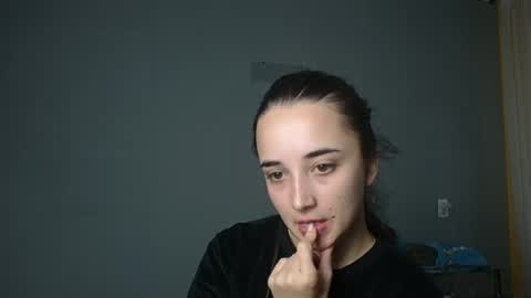 Olivia online show from 10/14/25, 01:01