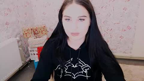 Snapshot of olivia_red_ chatting on 02/26/25, 02:14 Olivia online show from 02/26/25, 02:14