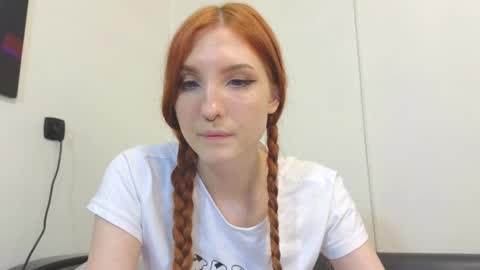 Snapshot of olivia_rid chatting on 12/11/24, 12:12 OLIVIA online show from 12/11/24, 12:12