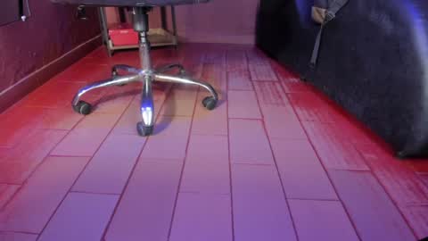   online show from 01/04/25, 12:16