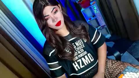 Miss OLIVIA online show from 10/28/25, 03:36