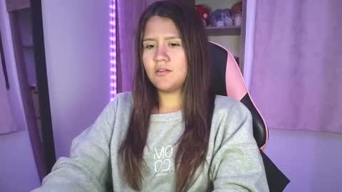 Olivia online show from 10/12/25, 12:42