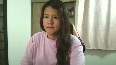 Olivia online show from 10/22/25, 10:26