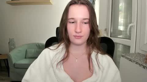 Oliwiaa2004 online show from 01/26/25, 11:08