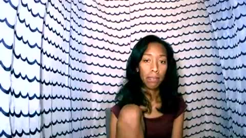 oliviah27 online show from 10/26/25, 08:26