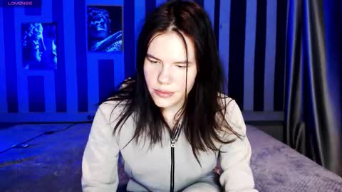 Snapshot of oliviakanta chatting on 09/20/25, 12:39 oliviakanta online show from 09/20/25, 12:39